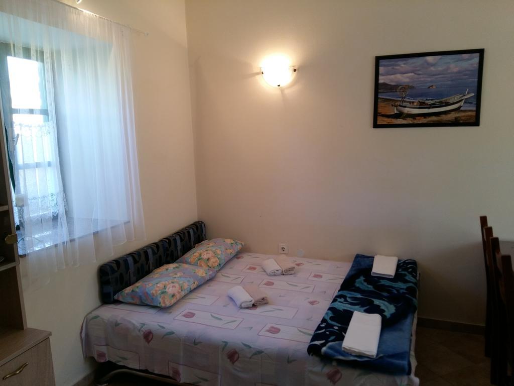 Milutinov Dvor Apartments 沃希 外观 照片
